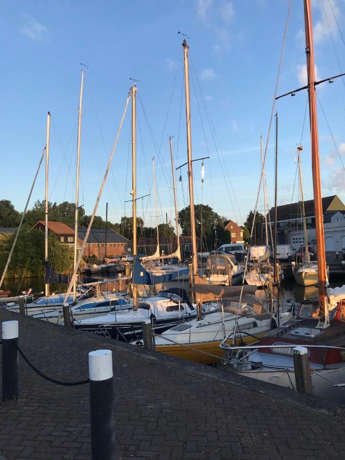 Logeren Bij De Burgemeester Bed & Breakfast